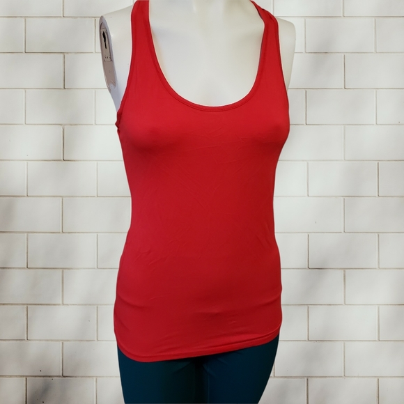 Emma's Closet red Modal basic racerback tank size small - Picture 2 of 8